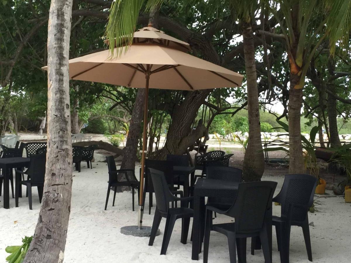 Surf Yoga Camp Thulusdhoo Exterior photo