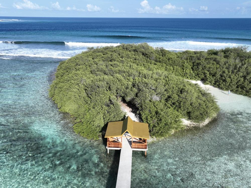 Surf Yoga Camp Thulusdhoo Exterior photo